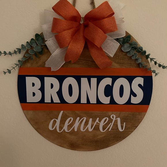 Broncos door hanger - Picture 2 of 2